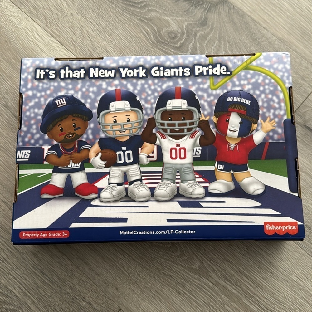 Fisher Price Little People Collector Toy NFL New York Giants Football - Picture 2 of 6